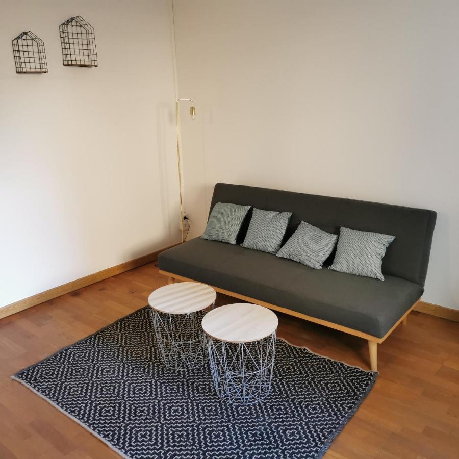 Appartement Au Coeur De Cours La Ville Cours (Rhone) Exterior foto
